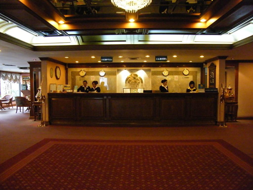 Grande Ville Hotel バンコク都 エクステリア 写真